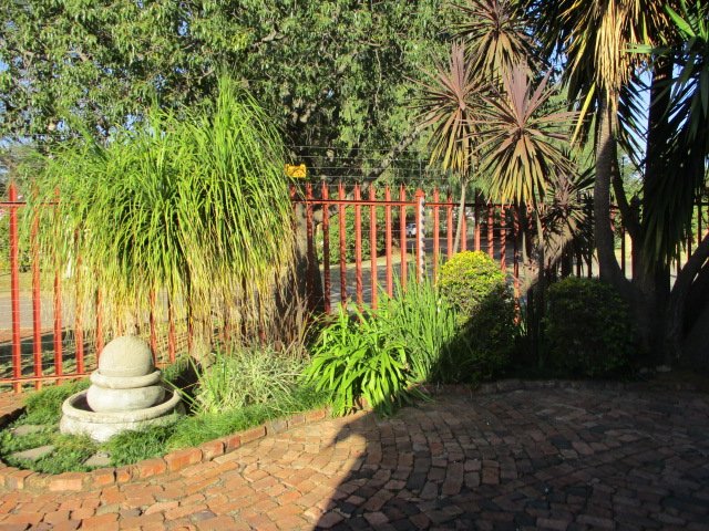 3 Bedroom Property for Sale in Garsfontein Gauteng
