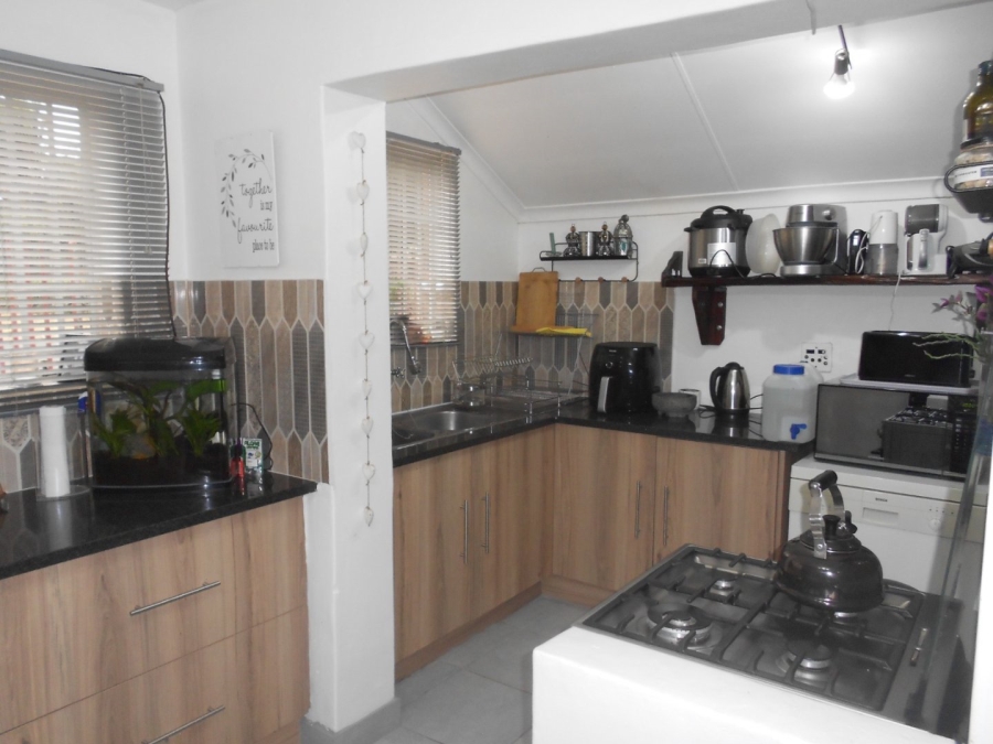 3 Bedroom Property for Sale in Garsfontein Gauteng