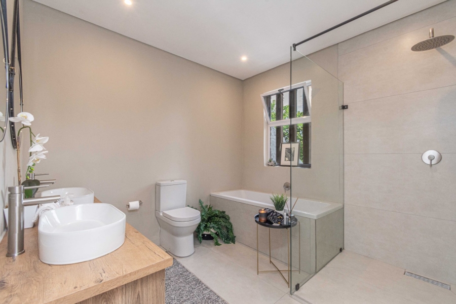 3 Bedroom Property for Sale in Victory Park Gauteng