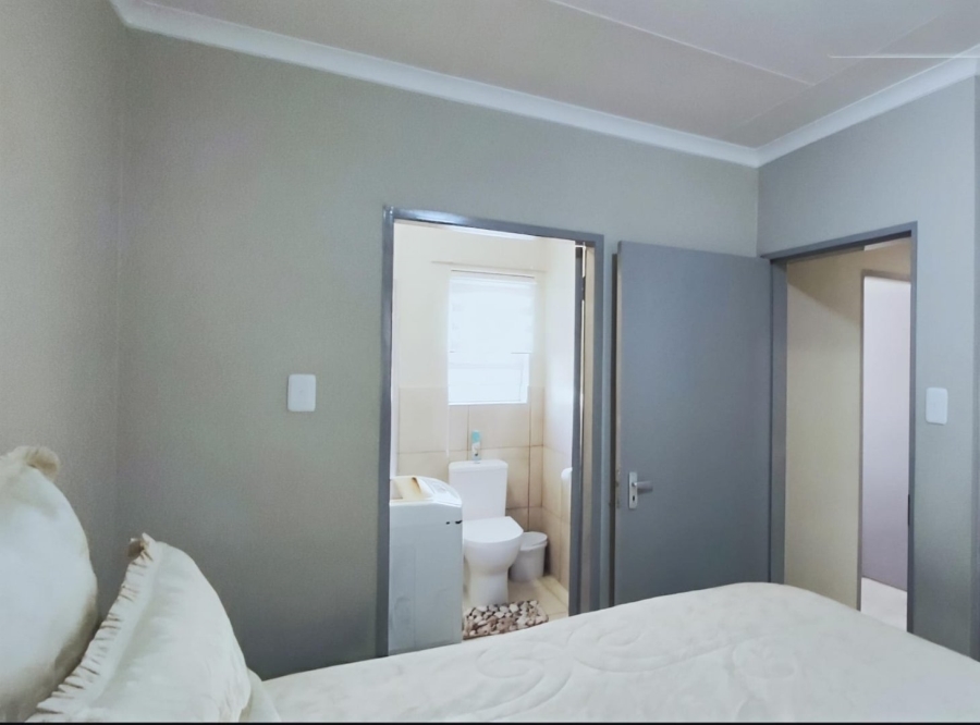 2 Bedroom Property for Sale in Parkdene Gauteng