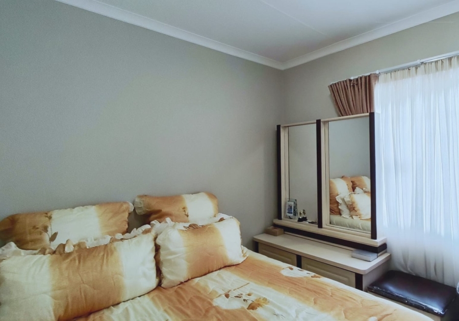 2 Bedroom Property for Sale in Parkdene Gauteng