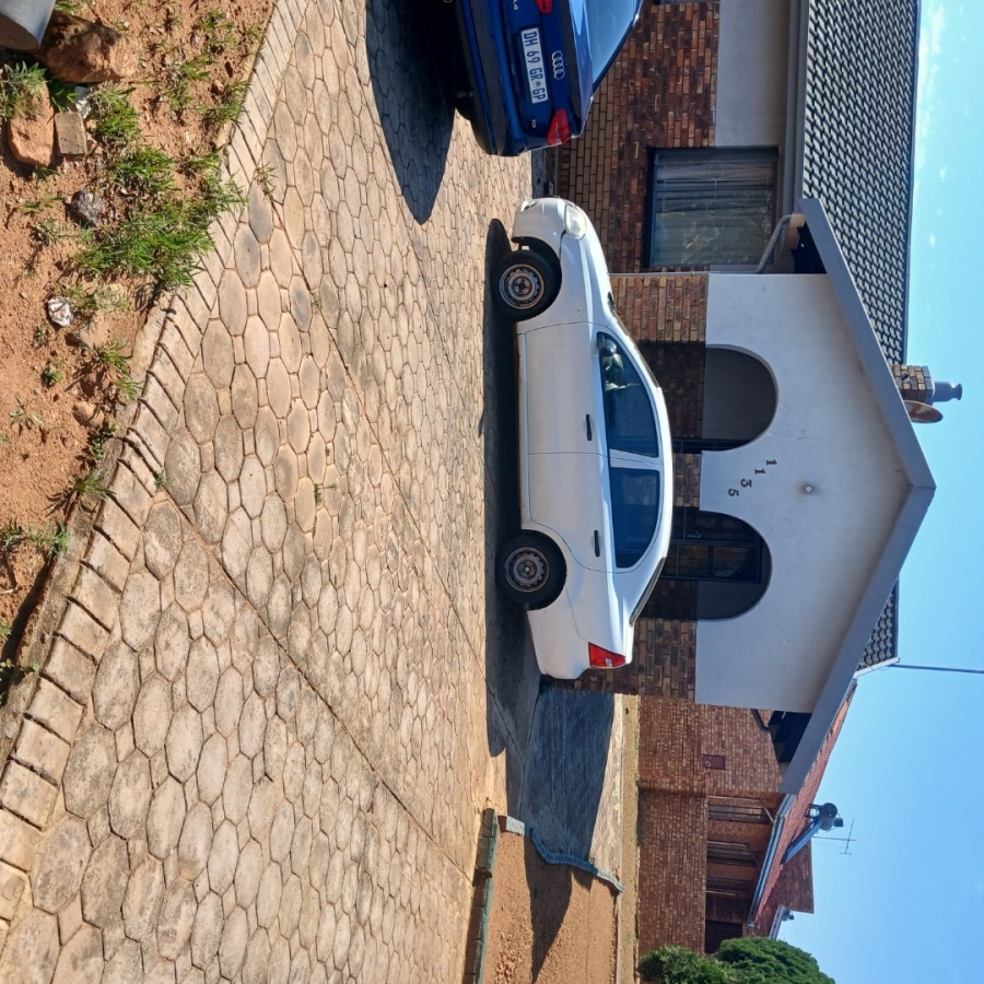 1 Bedroom Property for Sale in Soshanguve DD Gauteng