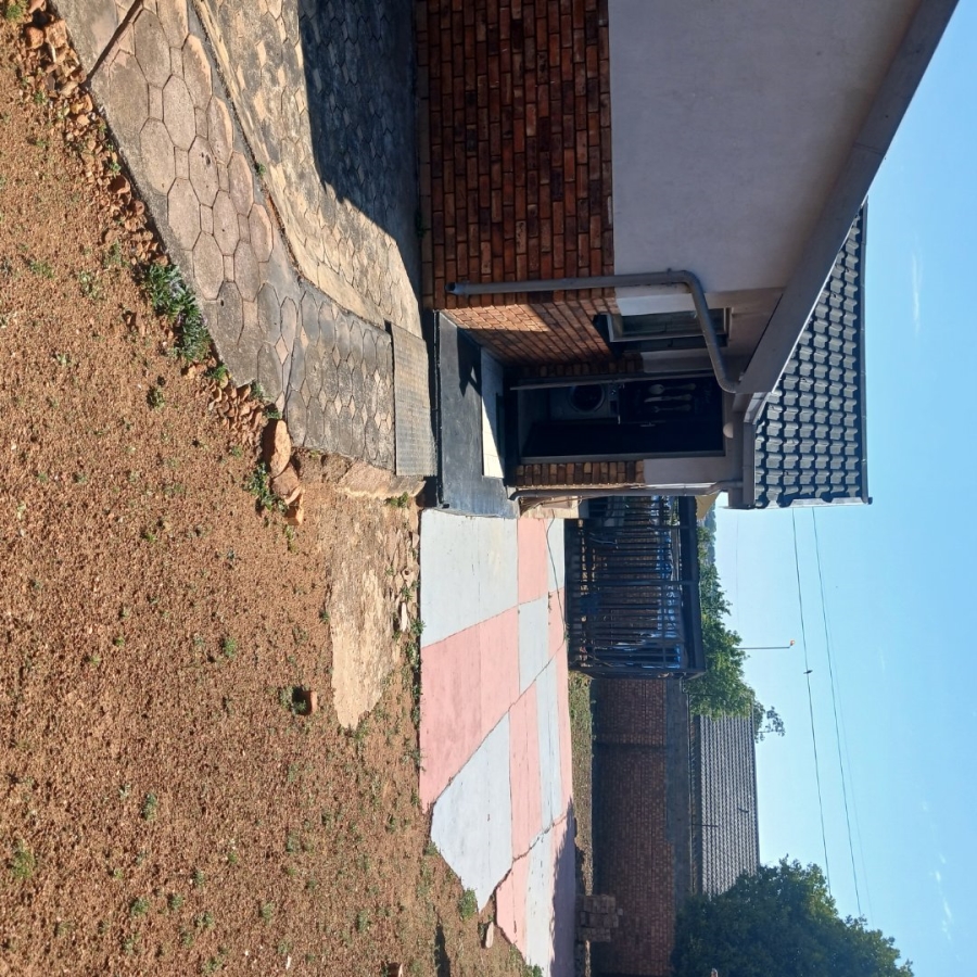 1 Bedroom Property for Sale in Soshanguve DD Gauteng