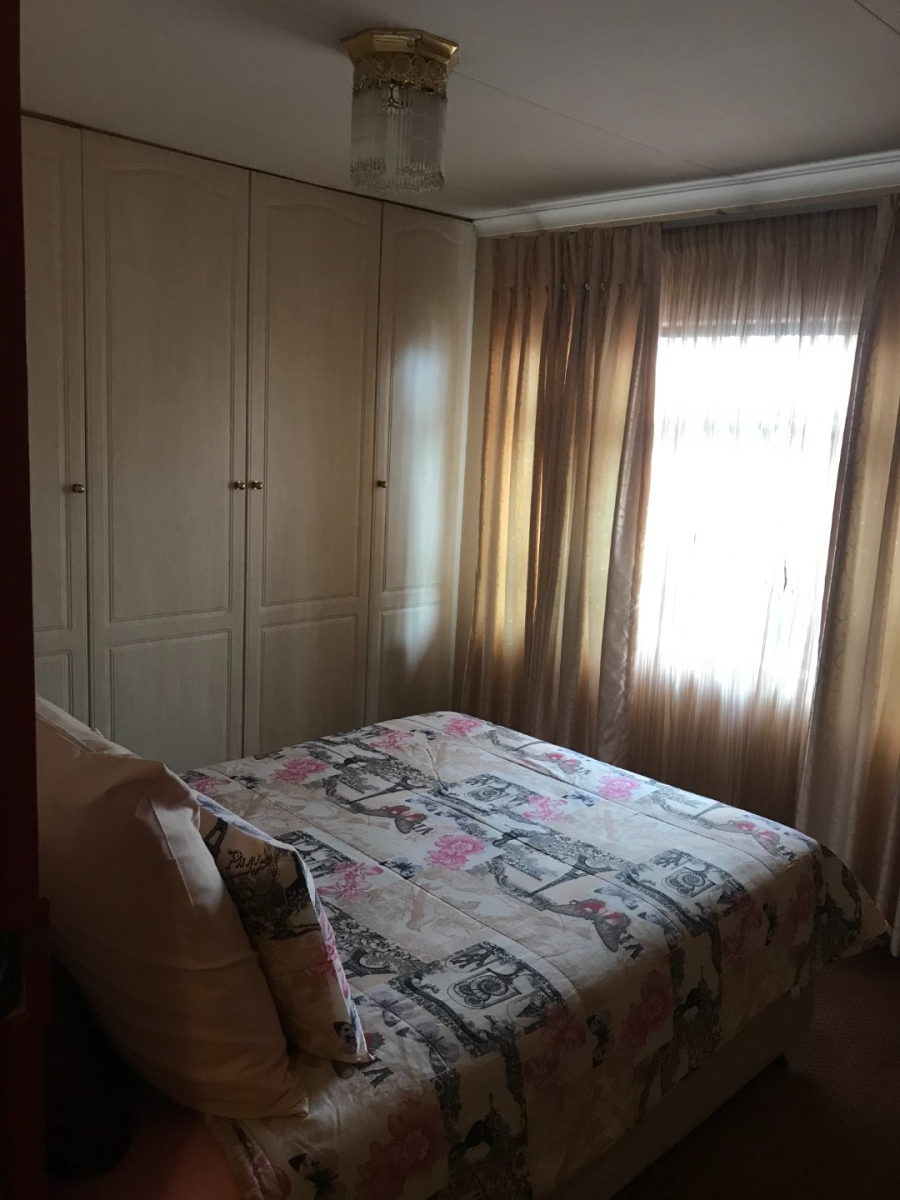 3 Bedroom Property for Sale in Kagiso Gauteng