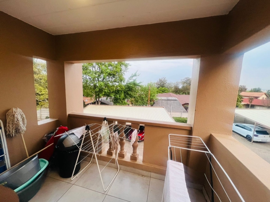 2 Bedroom Property for Sale in Vorna Valley Gauteng