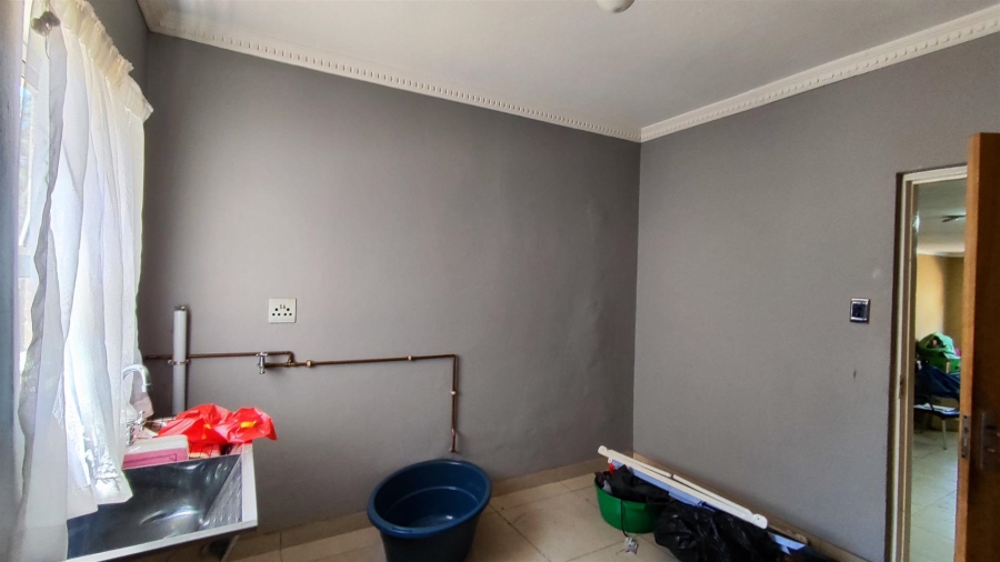 5 Bedroom Property for Sale in Vanderbijlpark SW 5 Gauteng