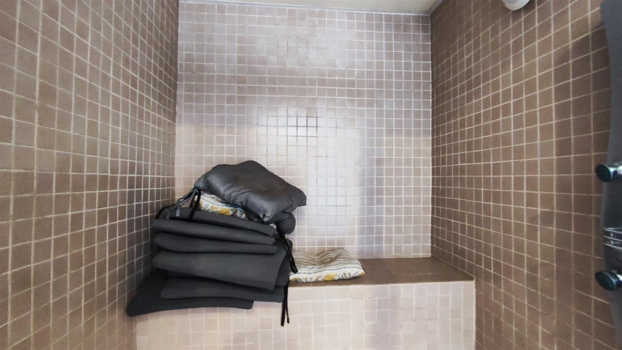 5 Bedroom Property for Sale in Vanderbijlpark SW 5 Gauteng