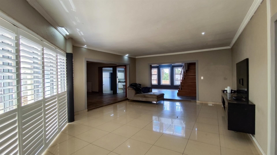 5 Bedroom Property for Sale in Vanderbijlpark SW 5 Gauteng