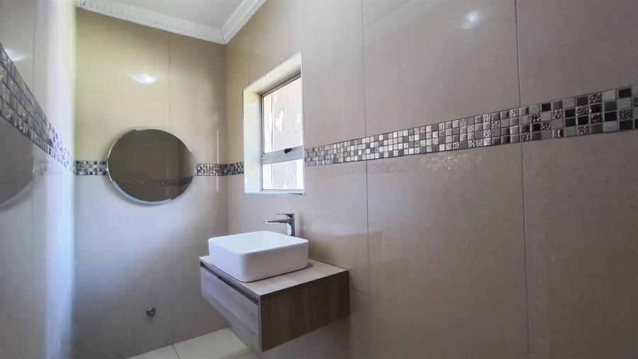 5 Bedroom Property for Sale in Vanderbijlpark SW 5 Gauteng