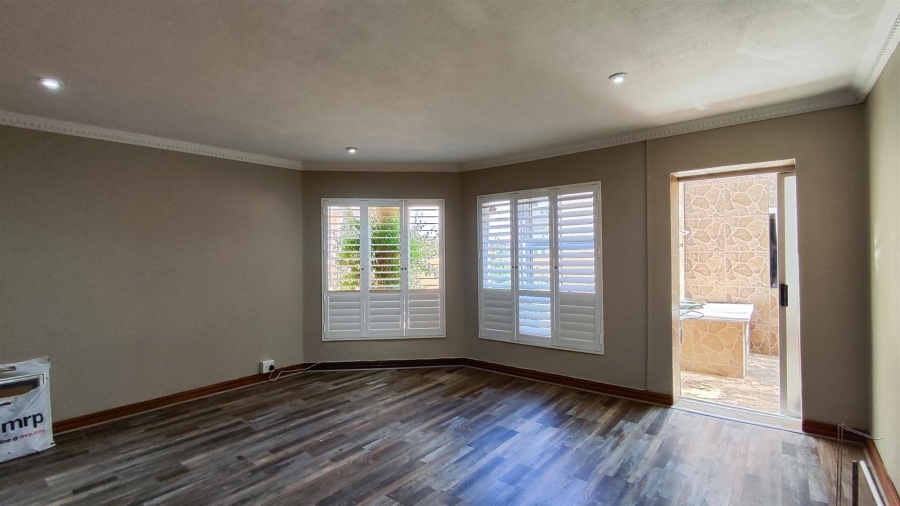 5 Bedroom Property for Sale in Vanderbijlpark SW 5 Gauteng