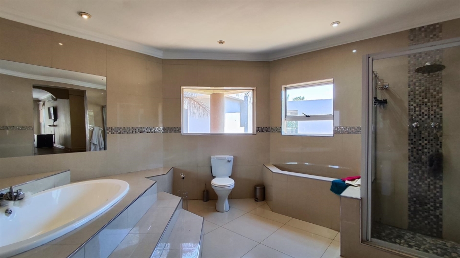 5 Bedroom Property for Sale in Vanderbijlpark SW 5 Gauteng