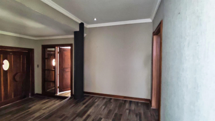 5 Bedroom Property for Sale in Vanderbijlpark SW 5 Gauteng