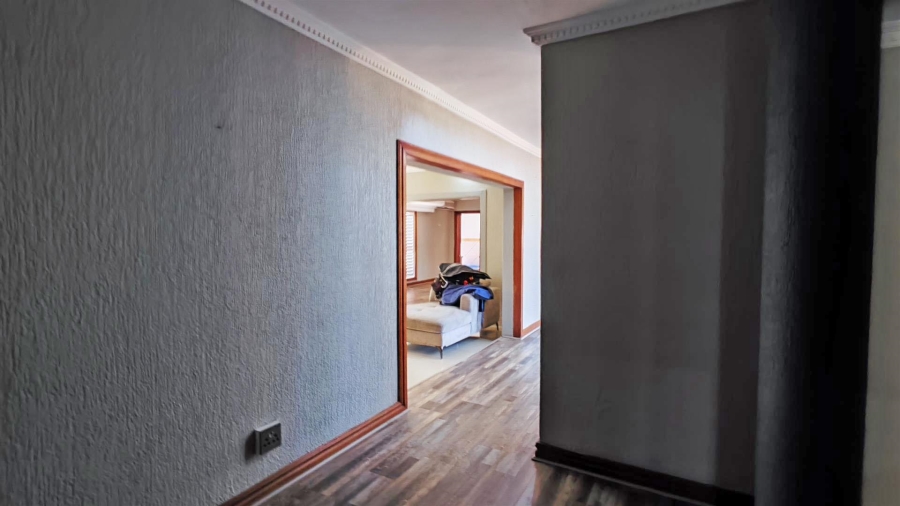 5 Bedroom Property for Sale in Vanderbijlpark SW 5 Gauteng