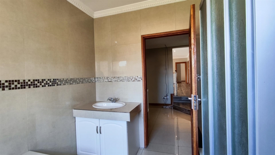 5 Bedroom Property for Sale in Vanderbijlpark SW 5 Gauteng