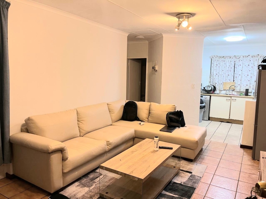 1 Bedroom Property for Sale in Vorna Valley Gauteng