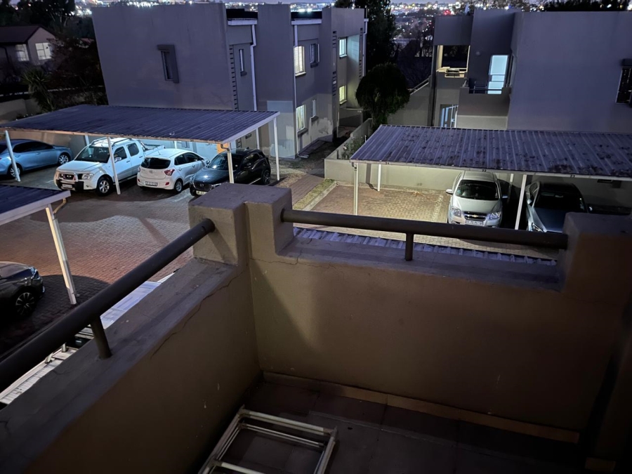 1 Bedroom Property for Sale in Vorna Valley Gauteng
