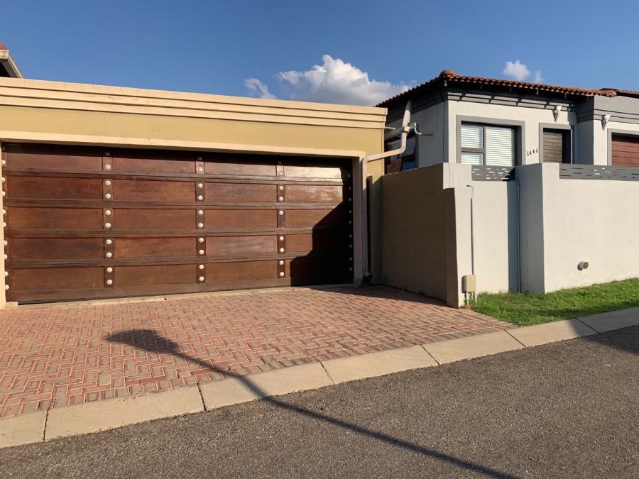 3 Bedroom Property for Sale in Noordwyk Gauteng
