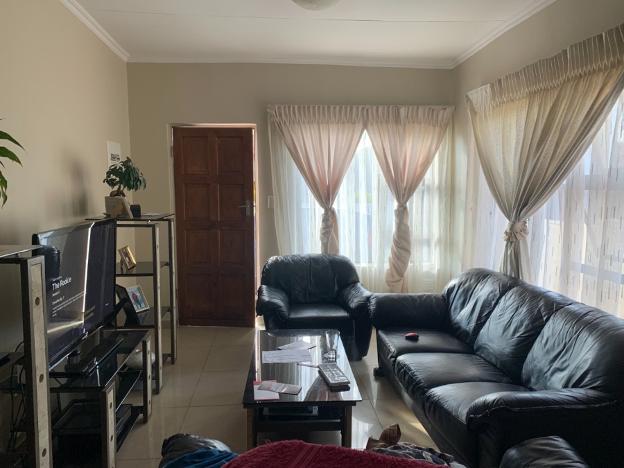 3 Bedroom Property for Sale in Noordwyk Gauteng