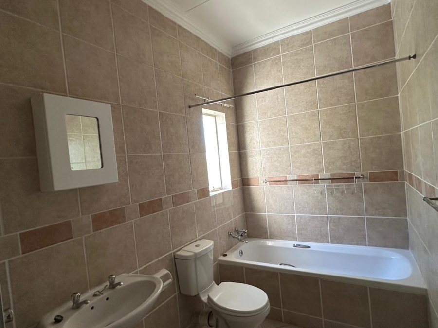 2 Bedroom Property for Sale in Country View Gauteng