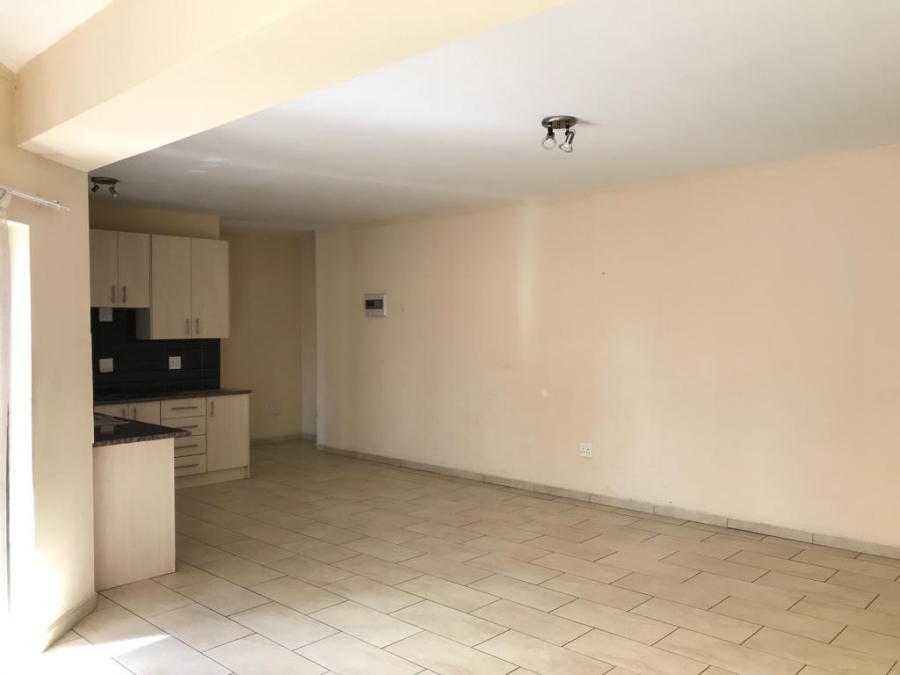 To Let 2 Bedroom Property for Rent in Windsor West Gauteng