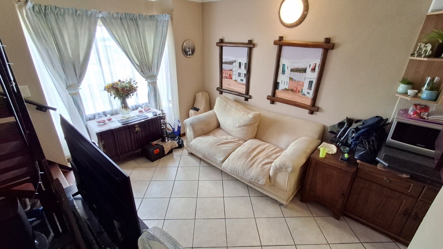2 Bedroom Property for Sale in Montana Tuine Gauteng