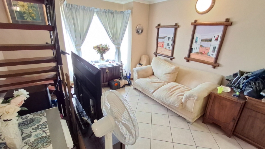 2 Bedroom Property for Sale in Montana Tuine Gauteng