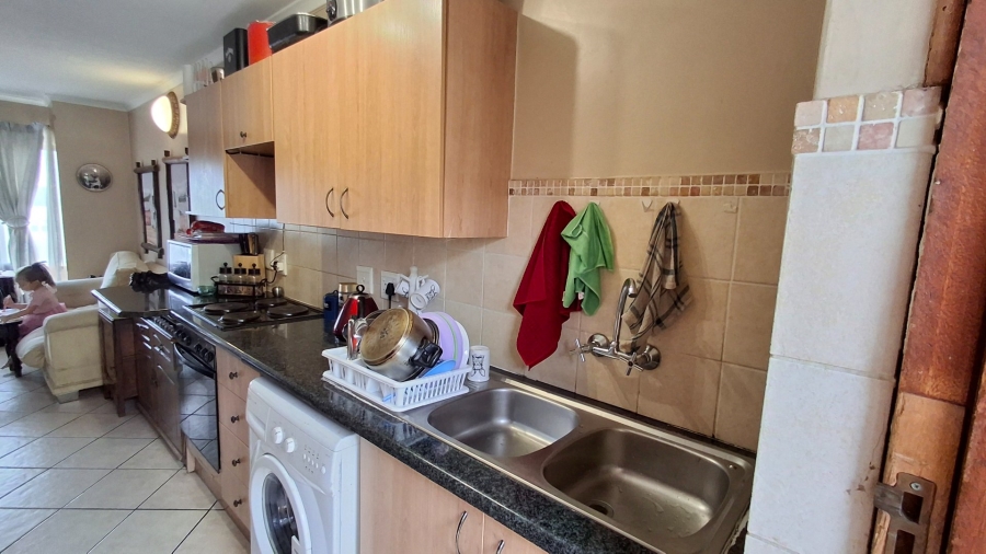 2 Bedroom Property for Sale in Montana Tuine Gauteng