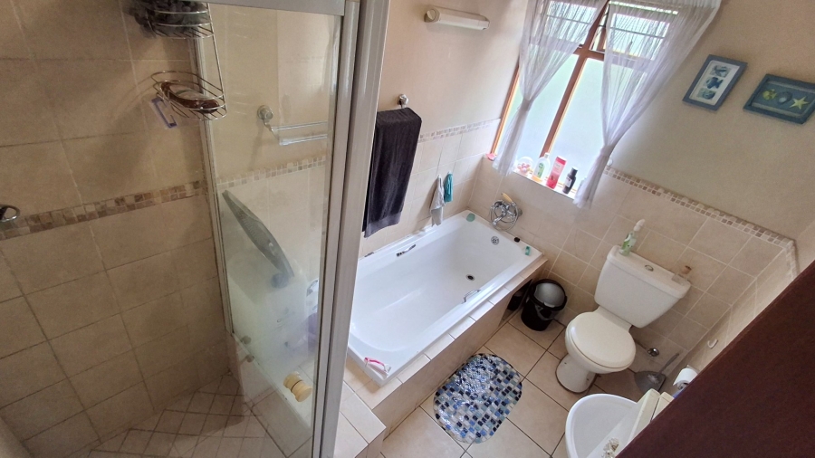 2 Bedroom Property for Sale in Montana Tuine Gauteng