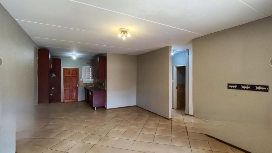 3 Bedroom Property for Sale in Albertsdal Gauteng