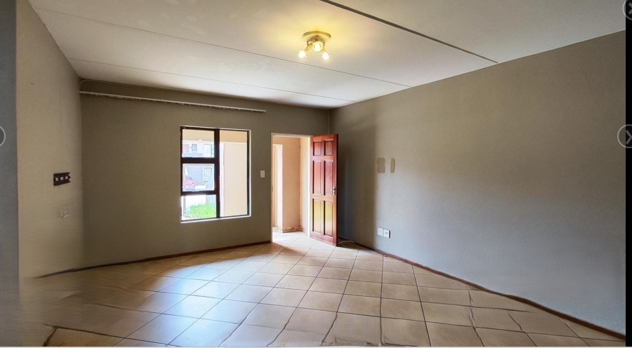 3 Bedroom Property for Sale in Albertsdal Gauteng
