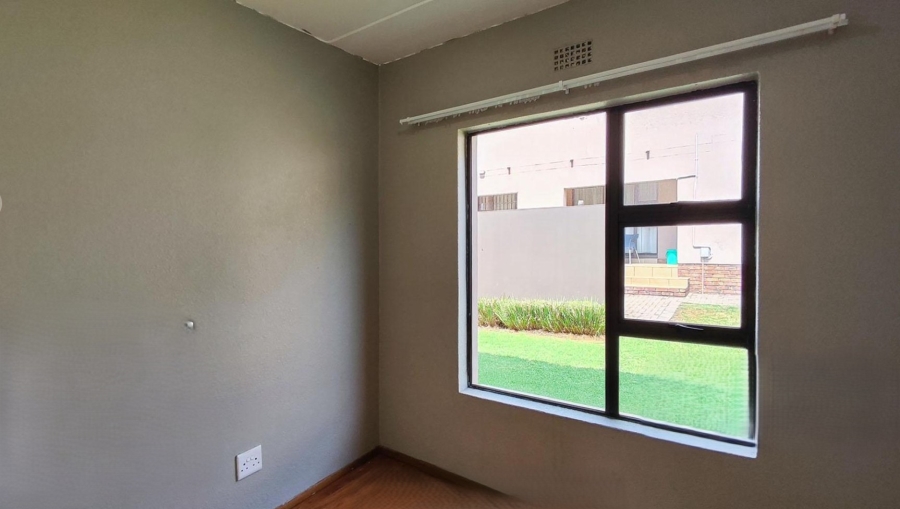 3 Bedroom Property for Sale in Albertsdal Gauteng