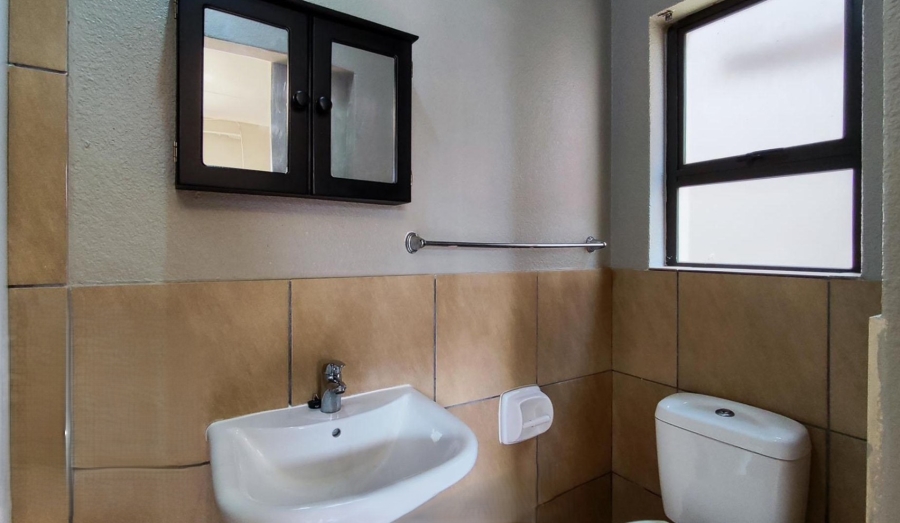3 Bedroom Property for Sale in Albertsdal Gauteng