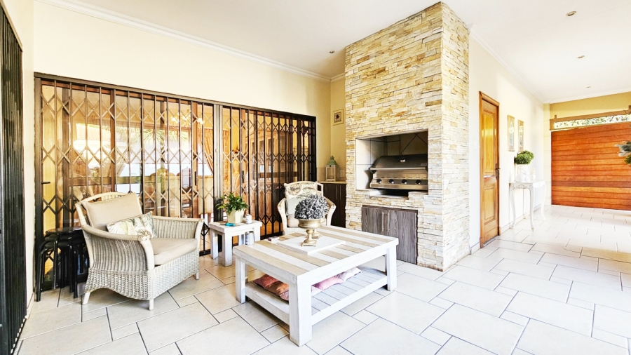 3 Bedroom Property for Sale in Three Rivers Proper Gauteng