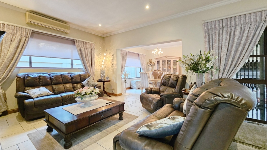 3 Bedroom Property for Sale in Three Rivers Proper Gauteng