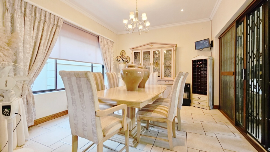 3 Bedroom Property for Sale in Three Rivers Proper Gauteng