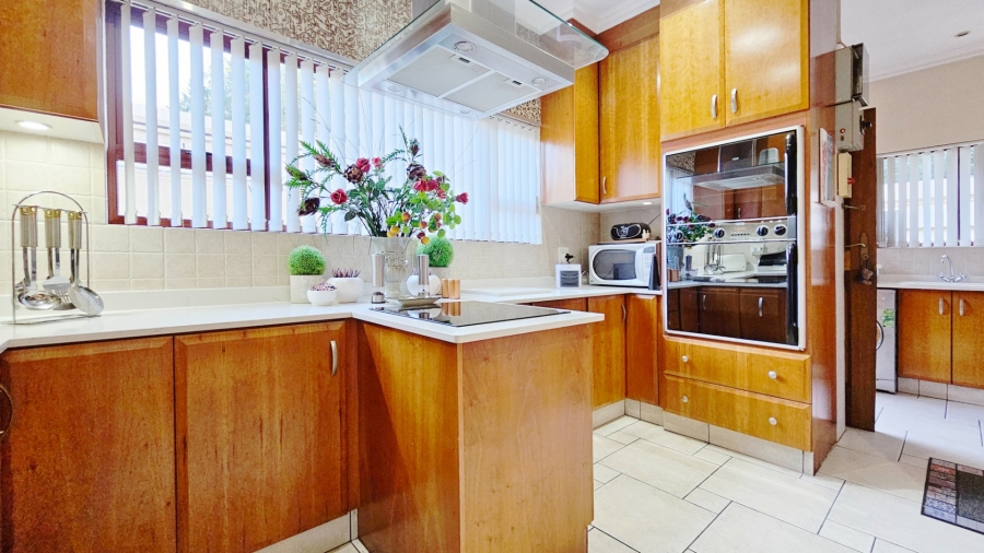 3 Bedroom Property for Sale in Three Rivers Proper Gauteng