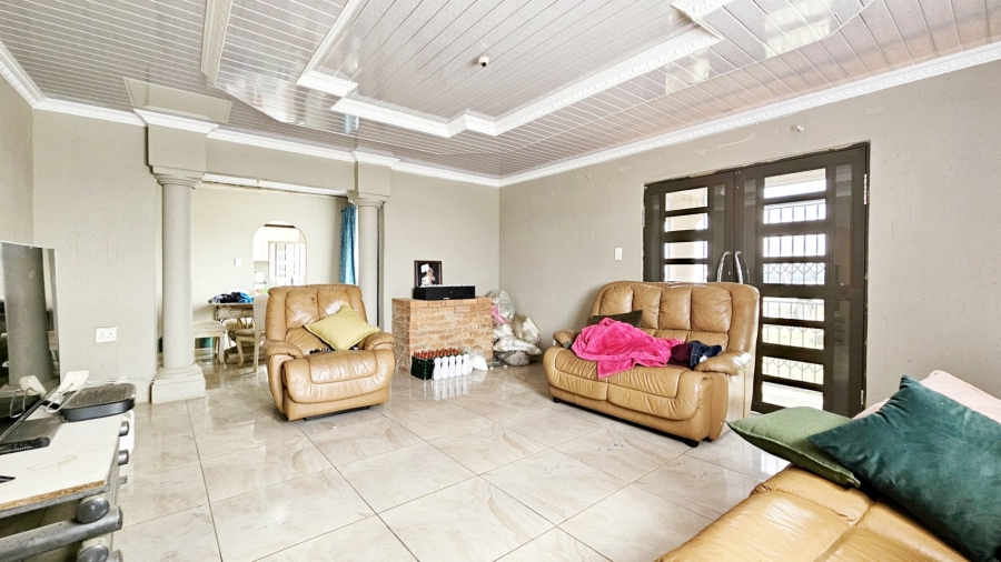 Commercial Property for Sale in Nelsonia Gauteng