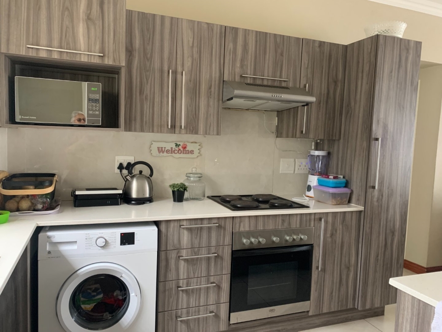 To Let 2 Bedroom Property for Rent in Carlswald Gauteng