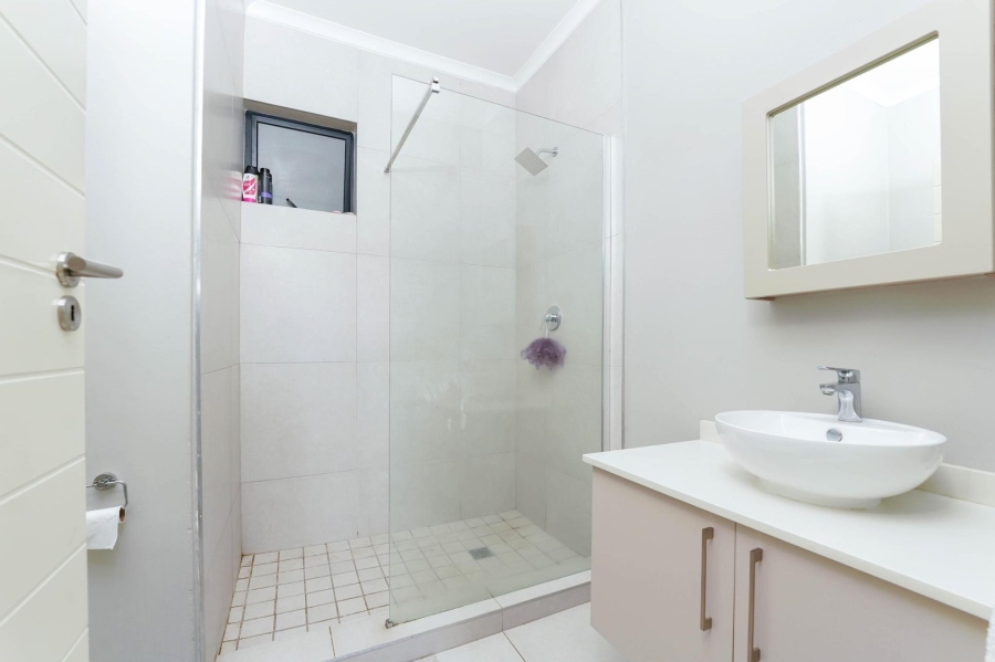 2 Bedroom Property for Sale in Midridge Park Gauteng