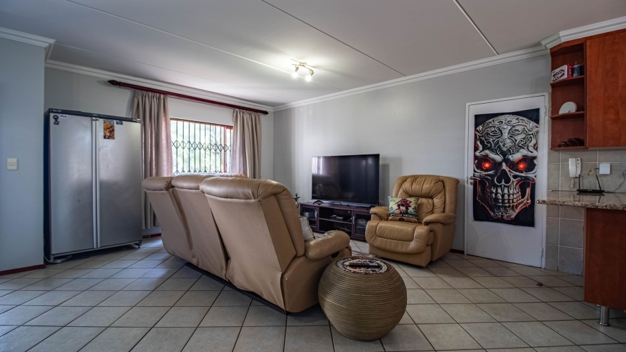 3 Bedroom Property for Sale in Glenvista Gauteng