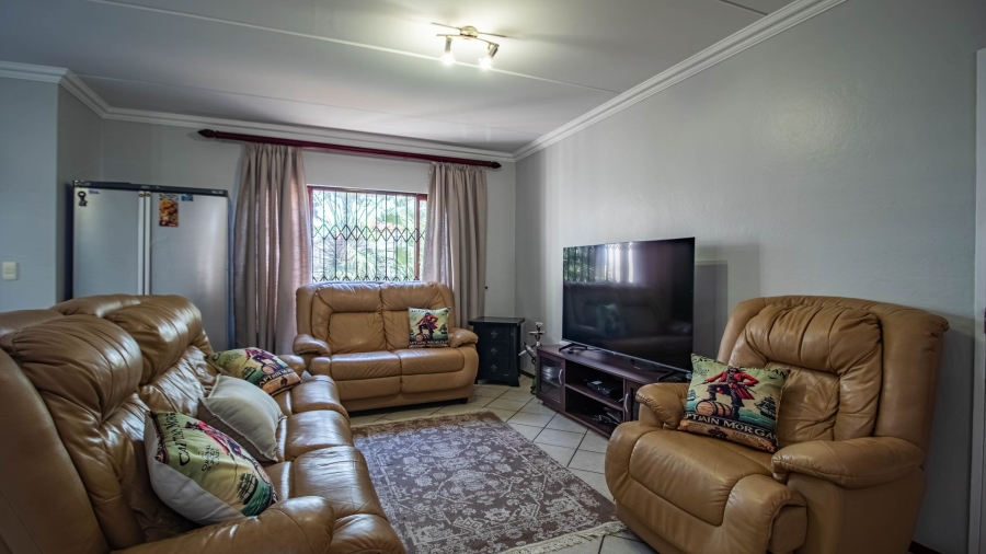 3 Bedroom Property for Sale in Glenvista Gauteng