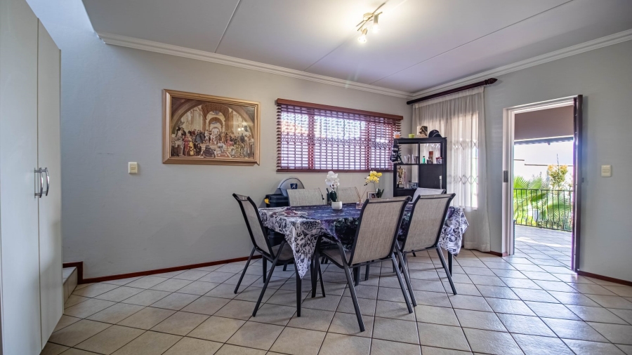 3 Bedroom Property for Sale in Glenvista Gauteng