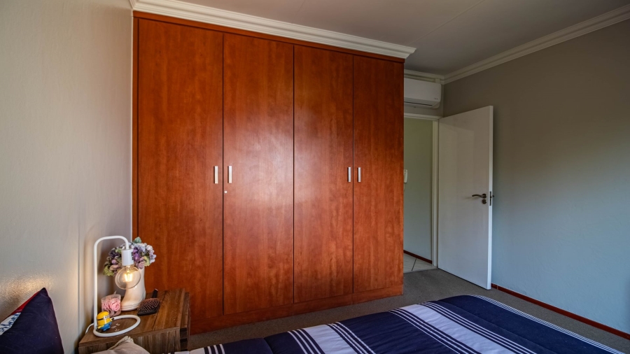 3 Bedroom Property for Sale in Glenvista Gauteng