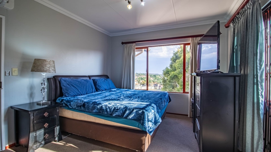 3 Bedroom Property for Sale in Glenvista Gauteng