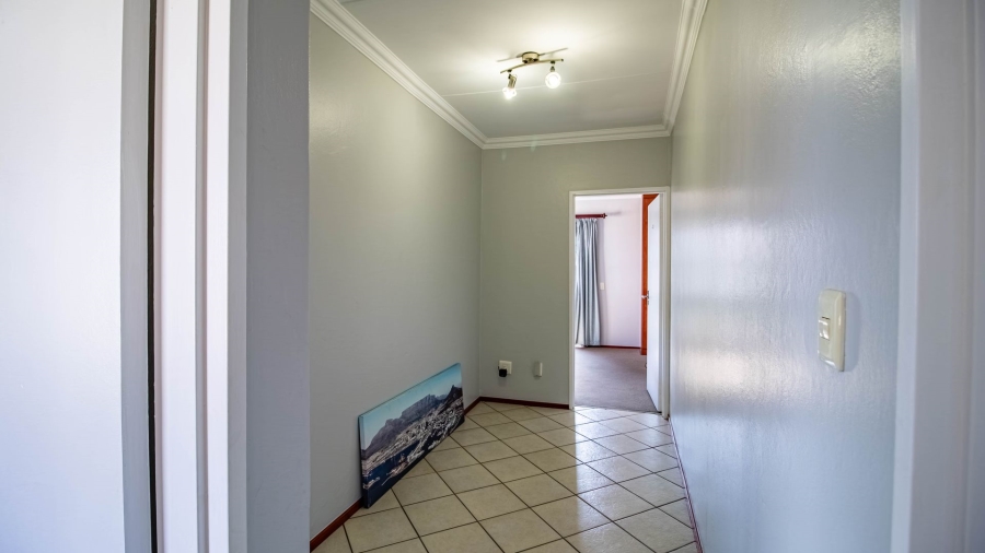 3 Bedroom Property for Sale in Glenvista Gauteng