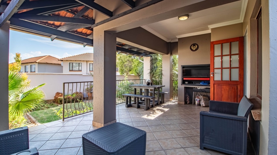 3 Bedroom Property for Sale in Glenvista Gauteng