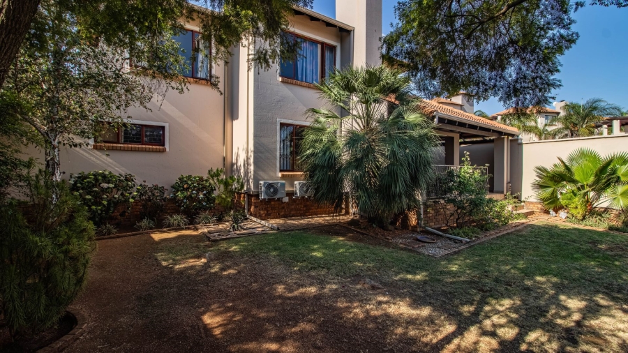 3 Bedroom Property for Sale in Glenvista Gauteng