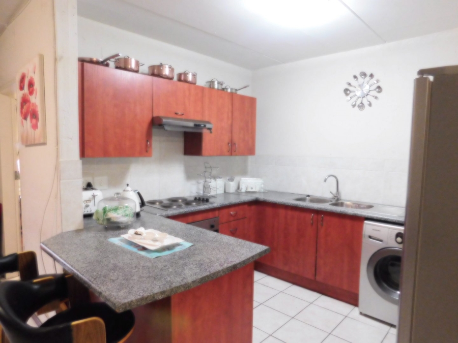 To Let 2 Bedroom Property for Rent in Comet Gauteng