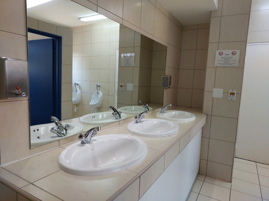 Commercial Property for Sale in Woodmead Gauteng