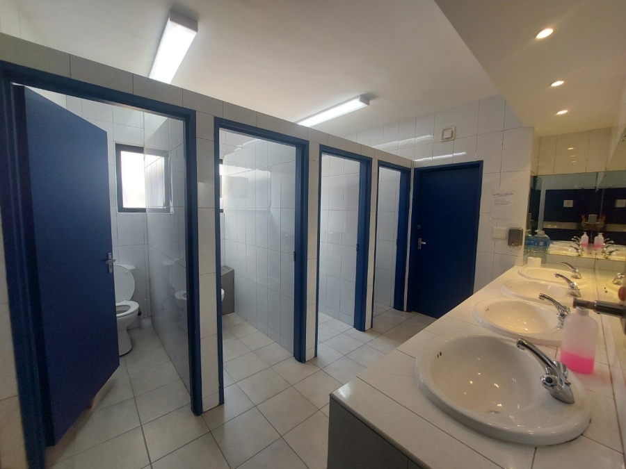 Commercial Property for Sale in Woodmead Gauteng